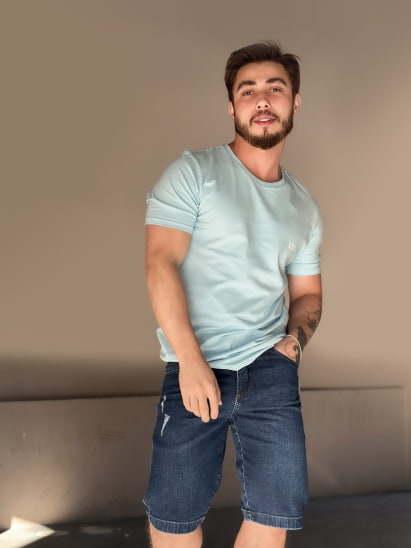 Bermuda-jeans-escura-rasgada